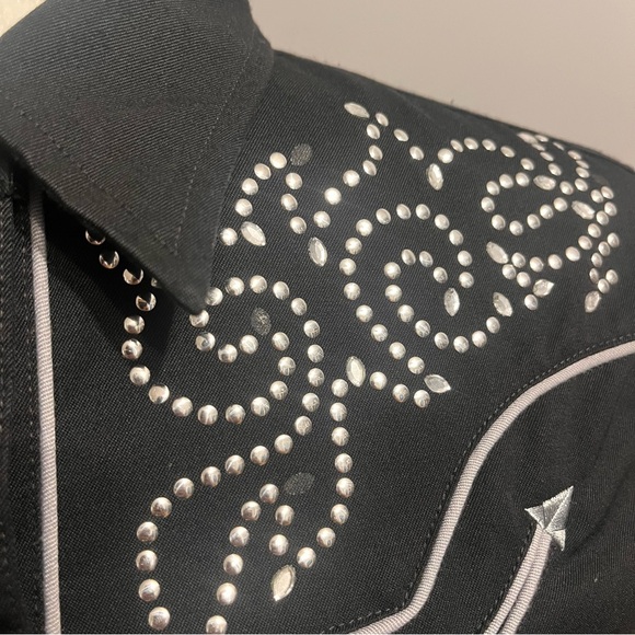 Roper Black Western Shirt with Rhinestones - Picture 12 of 13